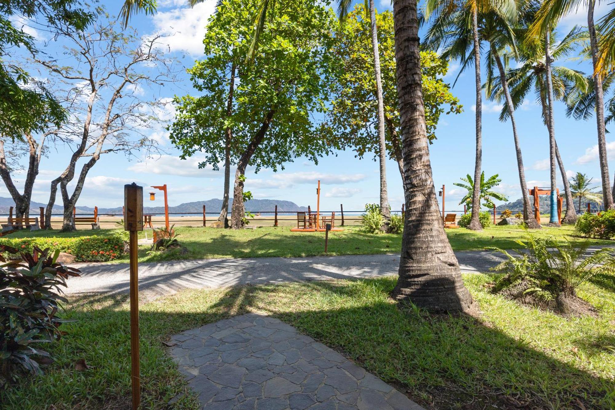 Tambor Tropical Beach Resort- Adults Only Екстер'єр фото